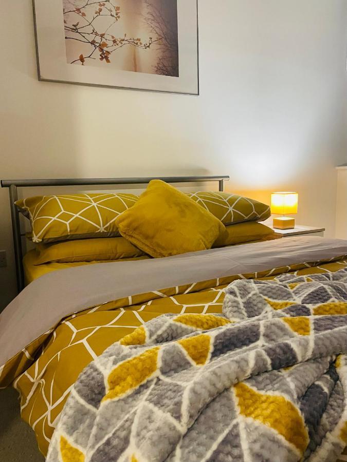 دربي #0509 Two Bedroom Serviced Apartment- Free Parking المظهر الخارجي الصورة